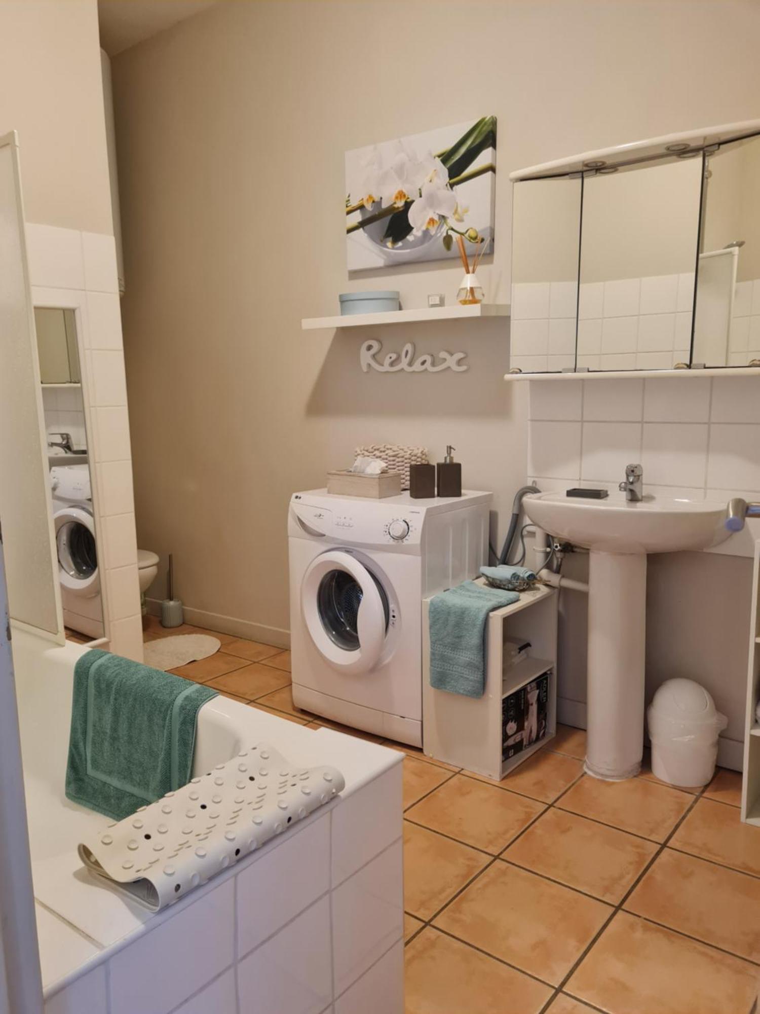 Le Prieure - Studios Jusqu'A 4 Personnes Villeneuve-les-Beziers Ngoại thất bức ảnh
